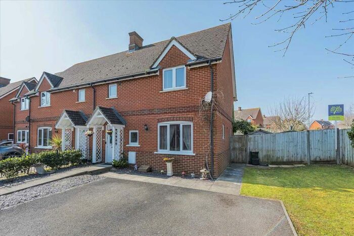 3 Bedroom Semi-Detached House For Sale In Johnson Way, Ludgershall, SP11