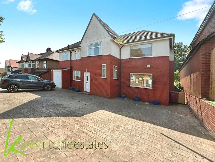 4 Bedroom Detached House For Sale In Albert Road West, Bolton, BL1