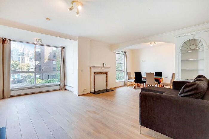 2 Bedroom Flat For Sale In Valiant House, Vicarage Crescent, London, SW11