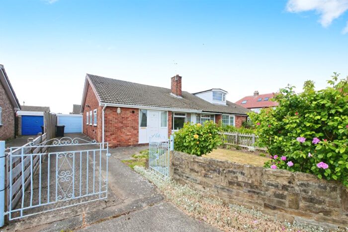 3 Bedroom Semi-Detached Bungalow For Sale In Southdown Road, Huntington, York, YO32