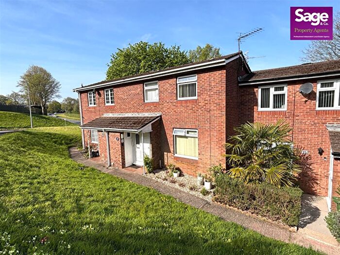 3 Bedroom Terraced House For Sale In Bryn Milwr, Hollybush, Cwmbran, NP44