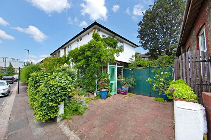 3 Bedroom Property For Sale In Redan Terrace, London, SE5