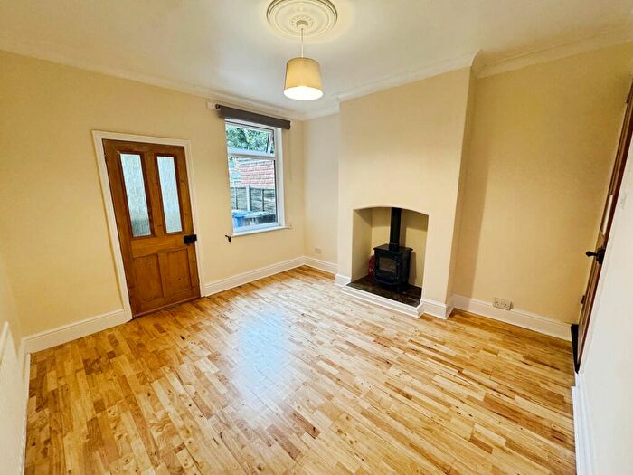 2 Bedroom Terraced House To Rent In King Alfred Street, Derby, DE22