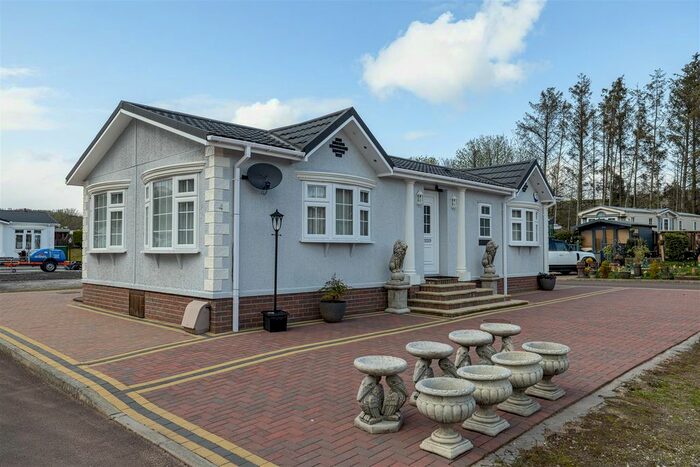 2 Bedroom Park Home For Sale In Little Dan Avenue, Kilnknowe Place, Galashiels, TD1