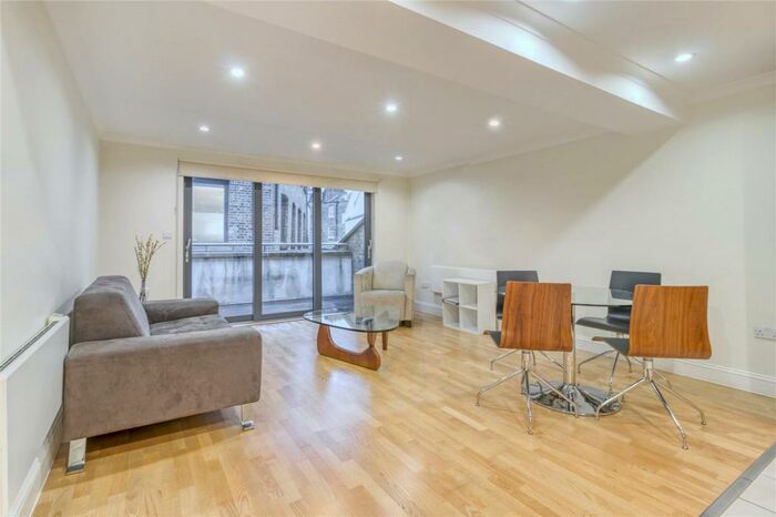 1 Bedroom Flat To Rent In Parkway, Camden, London, NW1