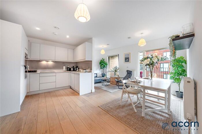 2 Bedroom Apartment For Sale In Dove Tree Apartments, Colindale, London, NW9