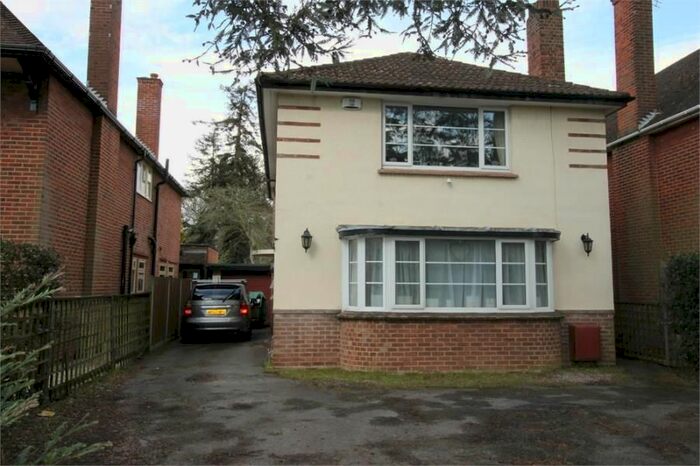 4 Bedroom Detached House To Rent In Lexden Road, Colchester, Essex CO3