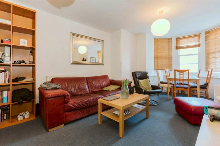 2 Bedroom Apartment To Rent In Clifton Park Road, Clifton, Bristol, BS8