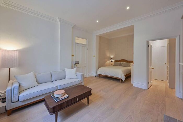 Studio To Rent In Rutland Gate, Knightsbridge, London, SW7