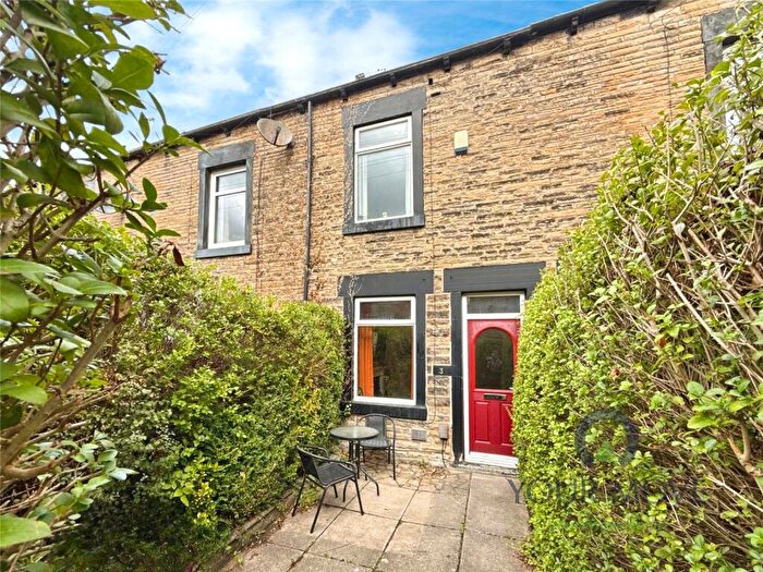 2 Bedroom Terraced House For Sale In Blenheim Grove, Barnsley, South Yorkshire, S70