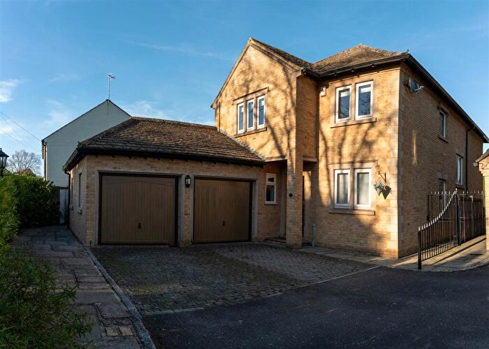 4 Bedroom Detached House For Sale In Bishops Place, The Street, Wickham Bishops, CM8
