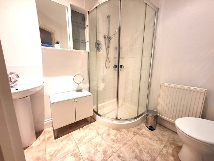 4 Bedroom Semi-Detached House To Rent In Portland Road, Ashford, Surrey, TW15