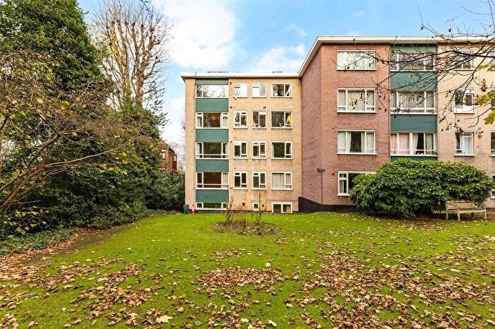 1 Bedroom Flat To Rent In Crescent Road, Crouch End, London, N8