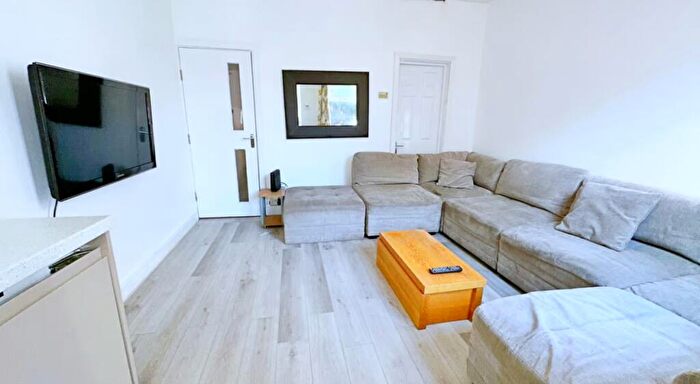 5 Bedroom House To Rent In Charlotte Road, Sheffield, S1