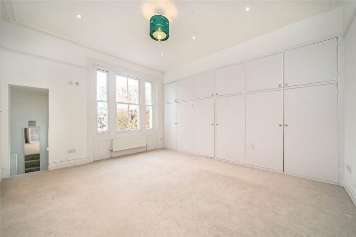 1 Bedroom Flat For Sale In Nightingale Lane, London, SW12