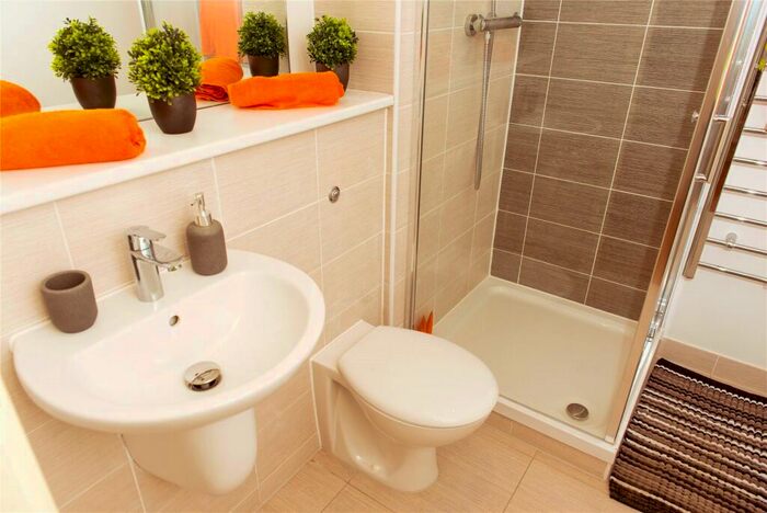 3 Bedroom Flat To Rent In The Plaza, Advent Way, Ancoats, Manchester, M4