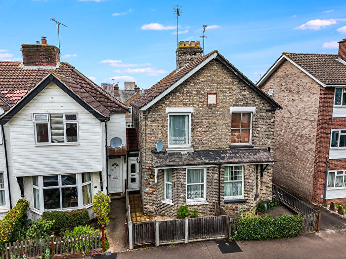 2 Bedroom Semi-Detached House For Sale In Bradford Street, Chelmsford, CM2