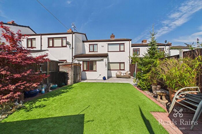 3 Bedroom Terraced House For Sale In St. Marys Close, Hale Village, Liverpool, Cheshire, L24