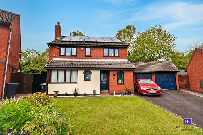4 Bedroom Detached House For Sale In Ridgebourne Close, Callands, WA5