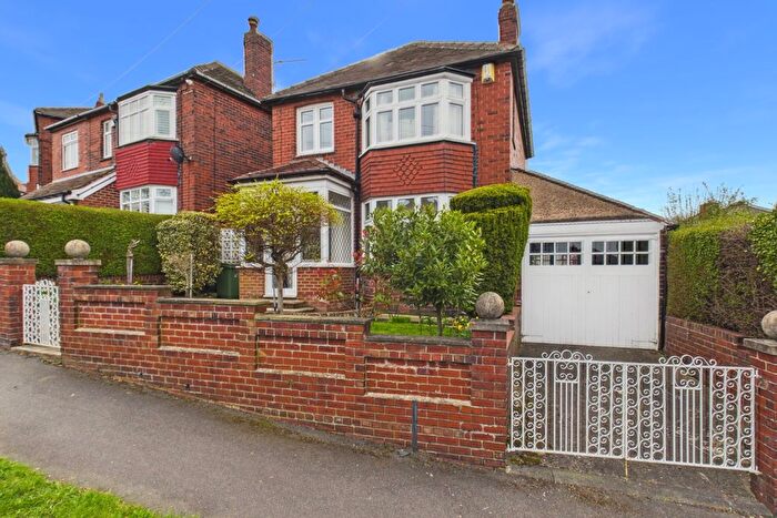 3 Bedroom Detached House For Sale In Cliffefield Road, Meersbrook, S8