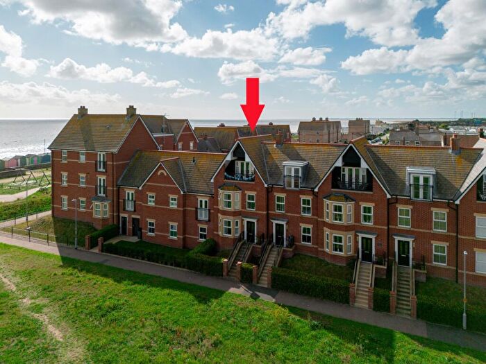 3 Bedroom Town House For Sale In Marine Parade Walk, Felixstowe, IP11