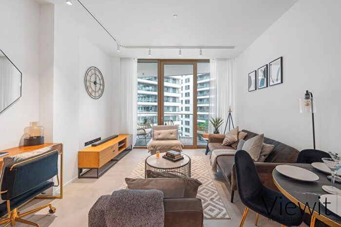 1 Bedroom Flat For Sale In One Park Drive, Canary Wharf, London, E14