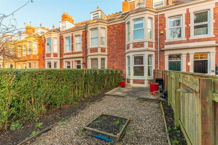 2 Bedroom Flat To Rent In St. Georges Terrace, Jesmond, Newcastle Upon Tyne, NE2