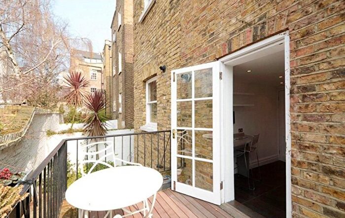 1 Bedroom Flat To Rent In Gordon Place, Kensington, London, W8