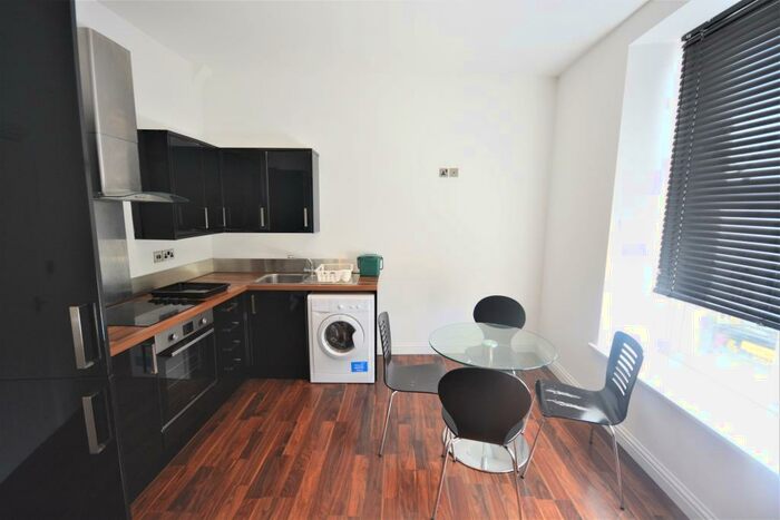 2 Bedroom Flat To Rent In Mansel Street, City Centre, Swansea, SA1