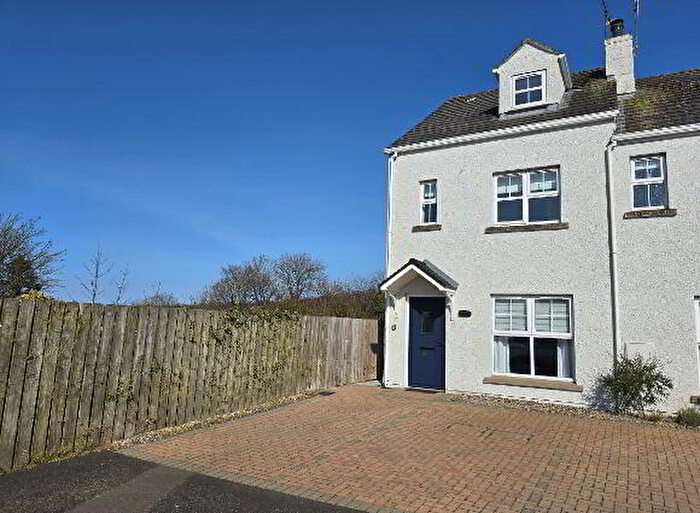 3 Bedroom End TownHouse For Sale In Distillery Court, Bushmills, BT57