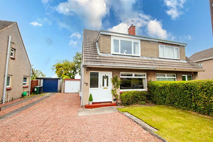 3 Bedroom Semi-Detached House For Sale In Nether Currie Crescent, Currie, EH14