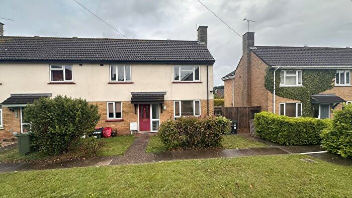2 Bedroom End Of Terrace House To Rent In Oxford Square, Locking Camp, BS24