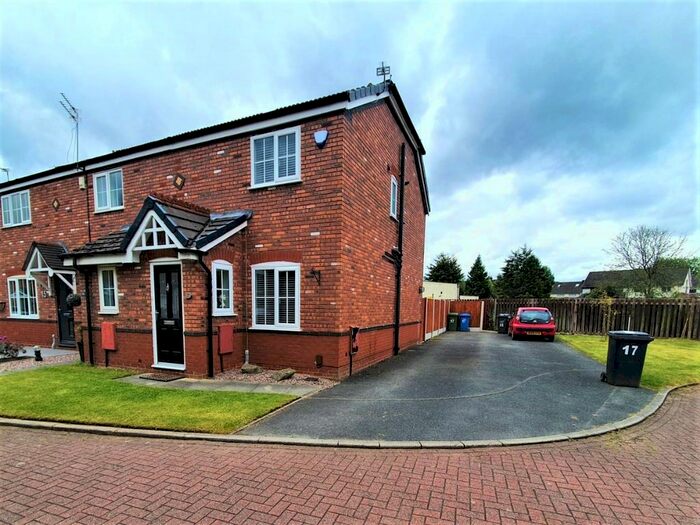 2 Bedroom Mews To Rent In Daisy Bank Mill Close, Culcheth, Warrington, Cheshire, WA3