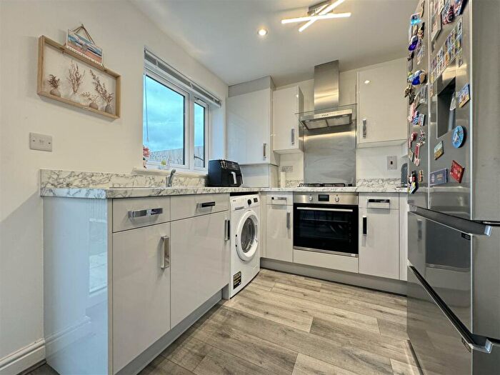 2 Bedroom Terraced House For Sale In Brookfield Drive, Stanford-le-Hope, SS17