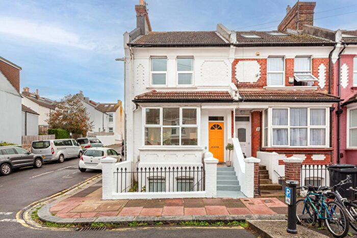 2 Bedroom Maisonette For Sale In Bonchurch Road, Brighton, BN2