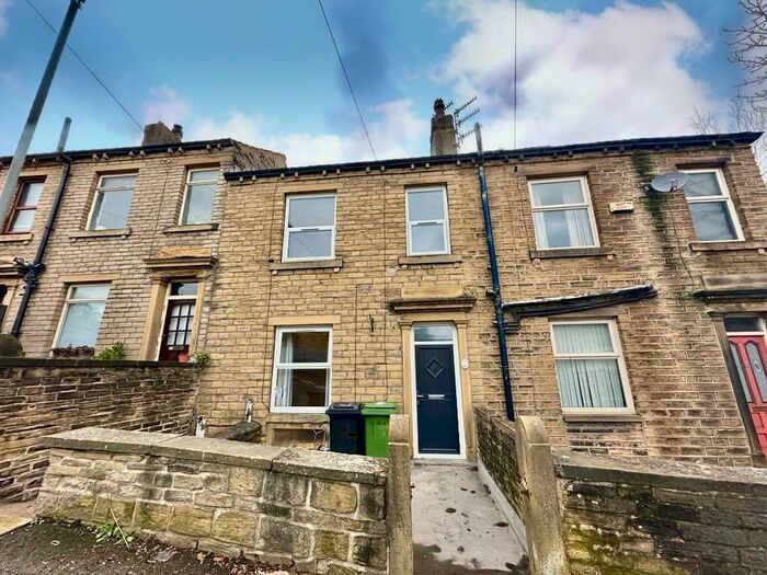 2 Bedroom House To Rent In Taylor Hill Road, Huddersfield, HD4