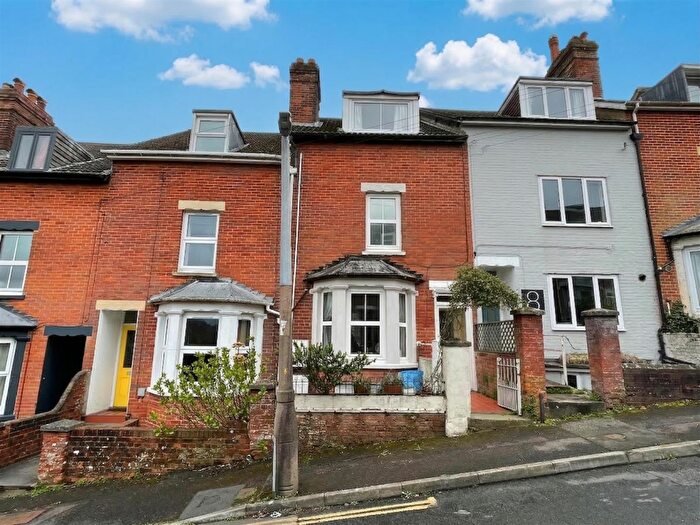 3 Bedroom Terraced House For Sale In Palmer Road, Salisbury, SP2