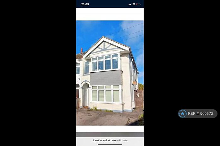 2 Bedroom Maisonette To Rent In Gorleston Road, Poole, BH12