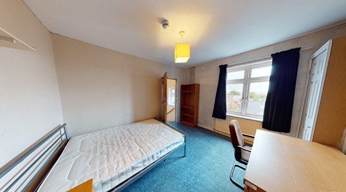 5 Bedroom Terraced House To Rent In Nottingham, NG7