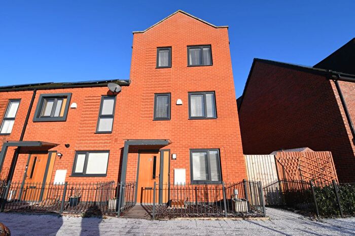 4 Bedroom Terraced House For Sale In Amersham Park Road, Salford, M6