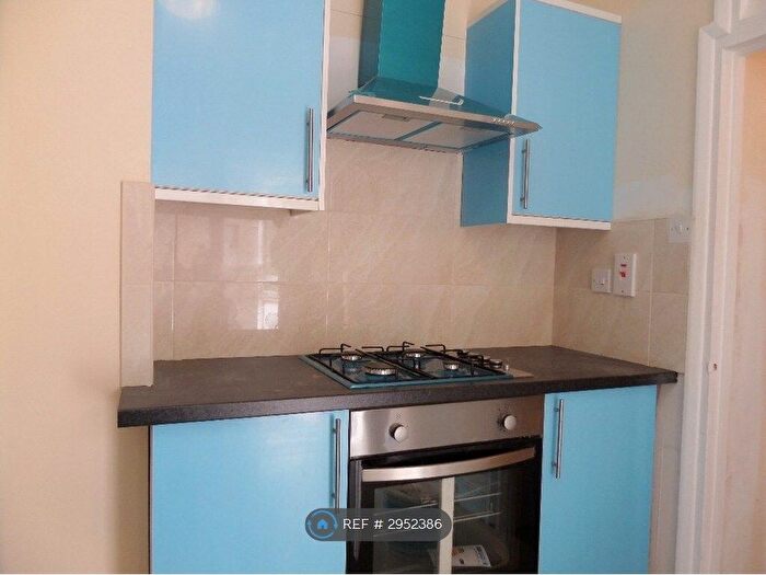 2 Bedroom Flat To Rent In Gatling Road, London, SE2