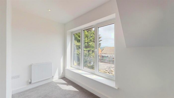 2 Bedroom Flat To Rent In Cheriton High Street, Folkestone, CT19