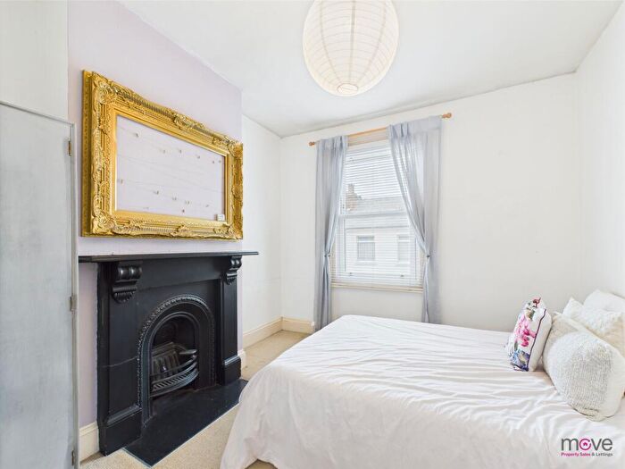 4 Bedroom Terraced House To Rent In Swindon Street, Cheltenham, GL51