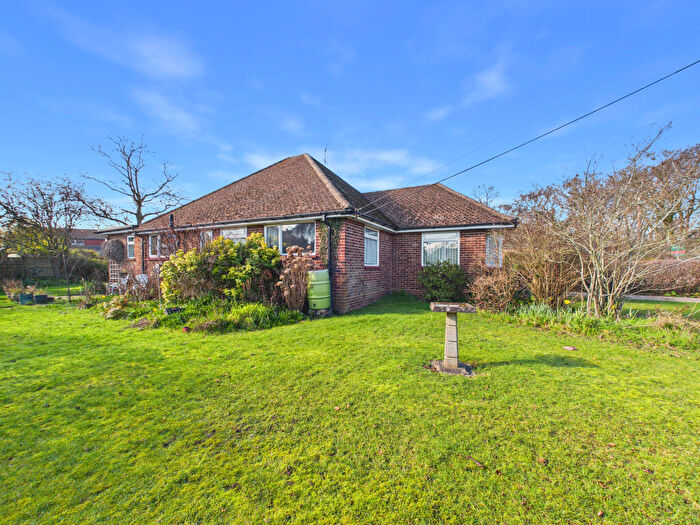 4 Bedroom Detached Bungalow For Sale In Seymour Plain, Marlow, Buckinghamshire, SL7