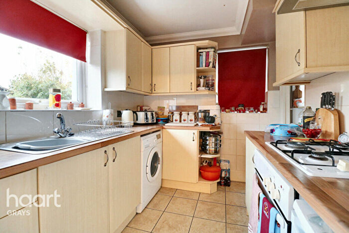 2 Bedroom Semi-Detached House For Sale In Manor Road, Tilbury, RM18