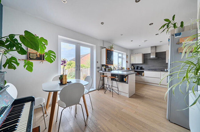 3 Bedroom Terraced House For Sale In York Road, Tewkesbury, Gloucestershire, GL20