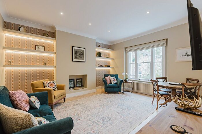 2 Bedroom Flat To Rent In Clarendon Road, London, W11