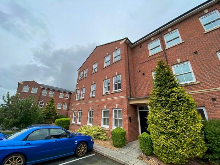 2 Bedroom Flat To Rent In Hatters Court, Hillgate, Stockport, SK1