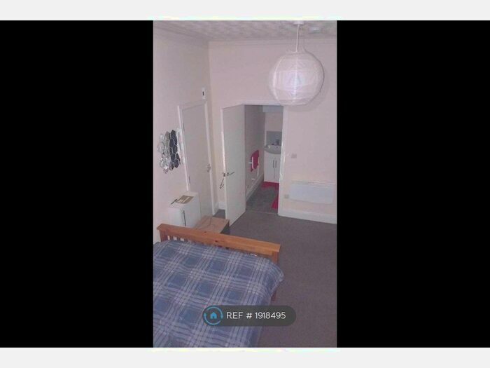 Studio To Rent In Windsor Road, Levenshulme, Manchester, M19