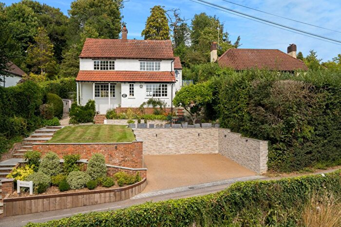 4 Bedroom Detached House For Sale In Loudwater Lane, Loudwater, Rickmansworth, WD3
